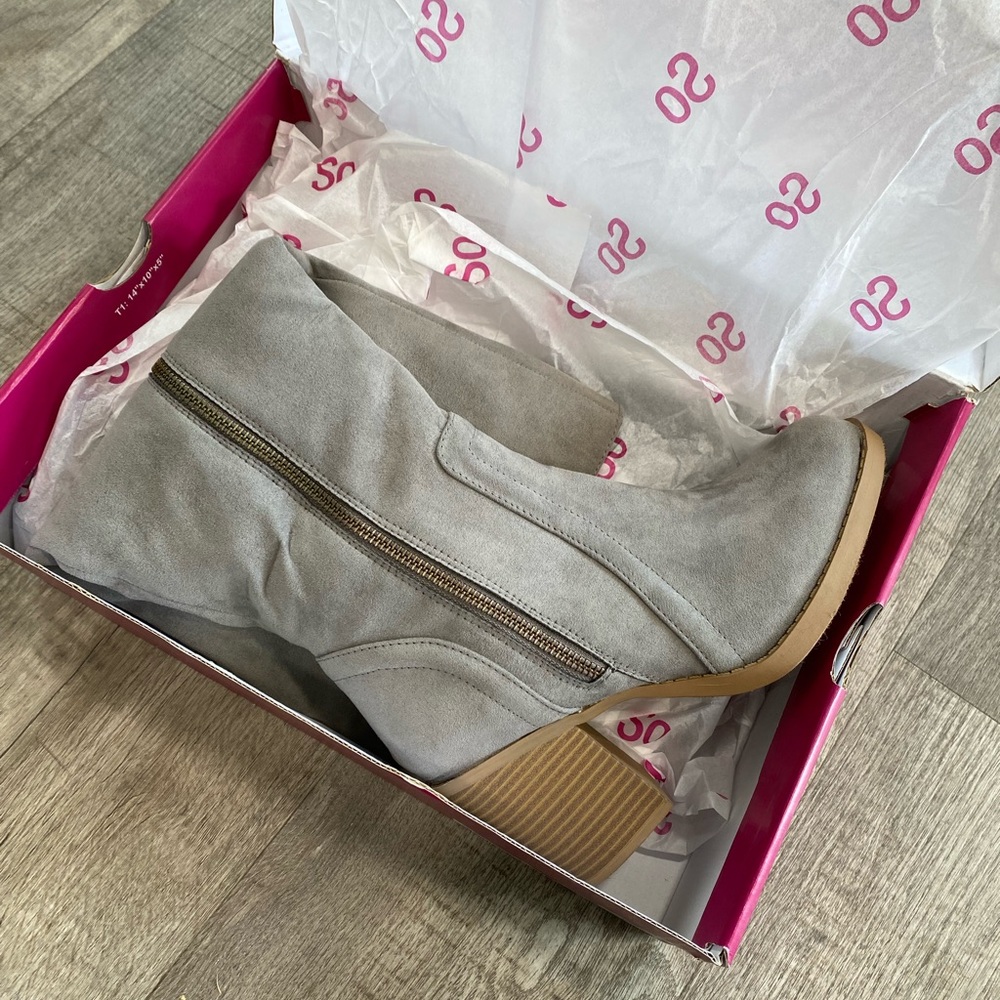 SO Okapi knee high women’s boots